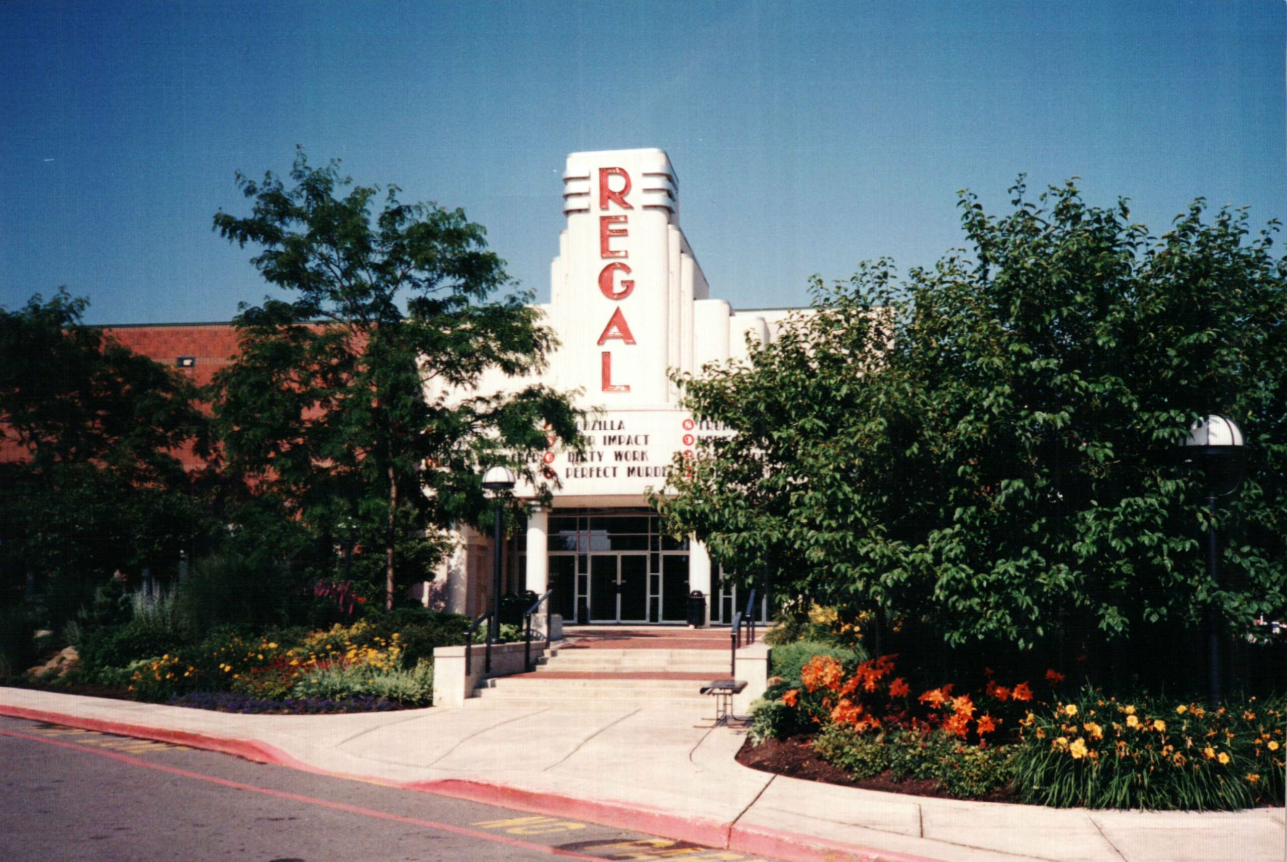 Regal Crocker Park 1992