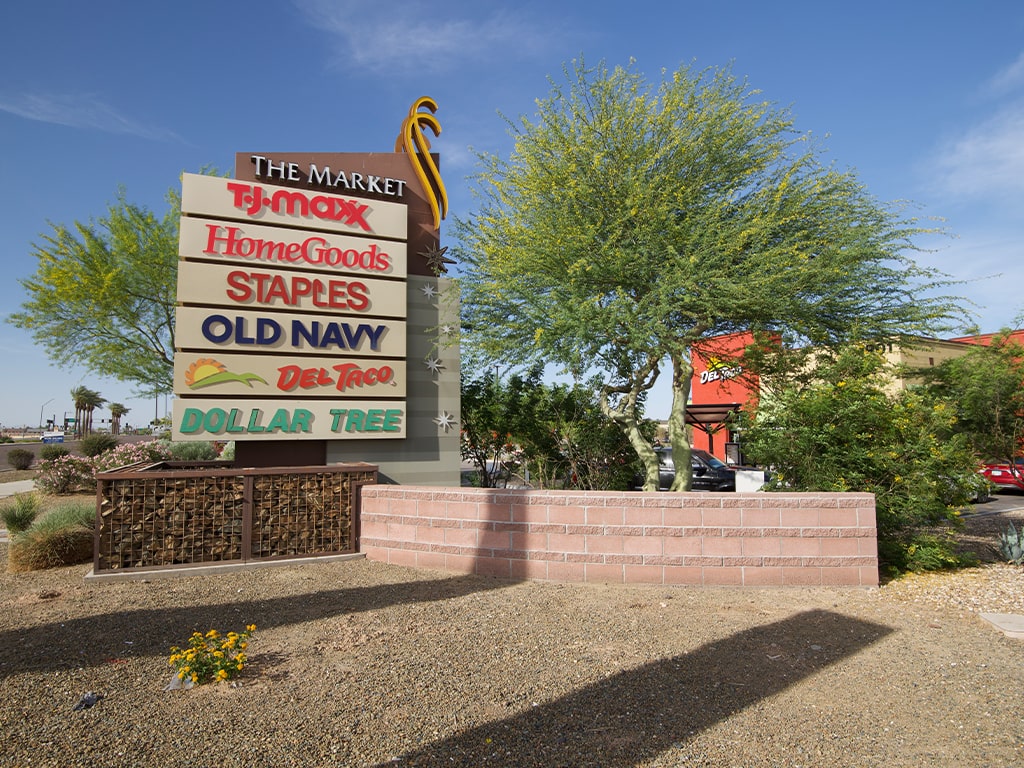 The Market At Estrella Falls